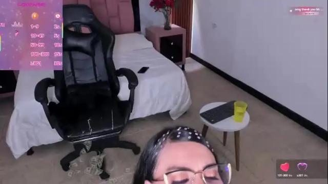 Image 11 of jeen_taylor Stream on Chaturbate on 1 month ago