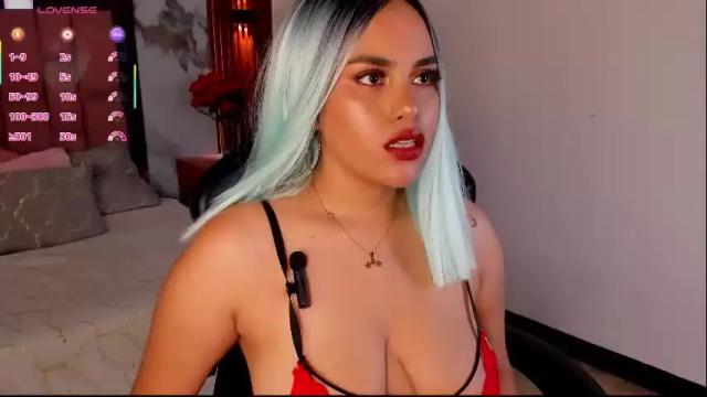 Image 8 of jeen_taylor Stream on Chaturbate on 23 days ago