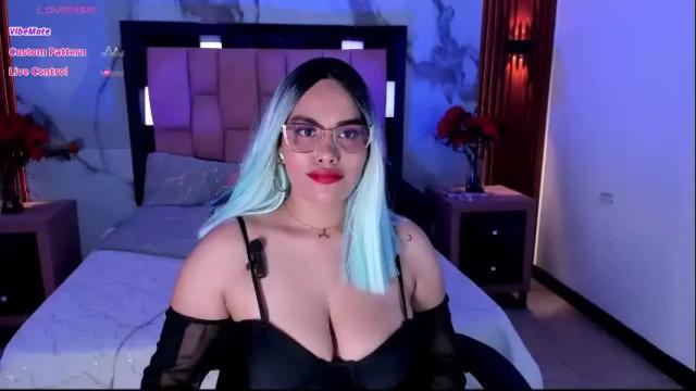 Image 7 of jeen_taylor Stream on Chaturbate on 14 days ago