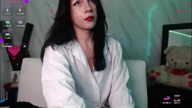 Image 2 of jeimy_garcia Stream on Chaturbate on 1 month ago