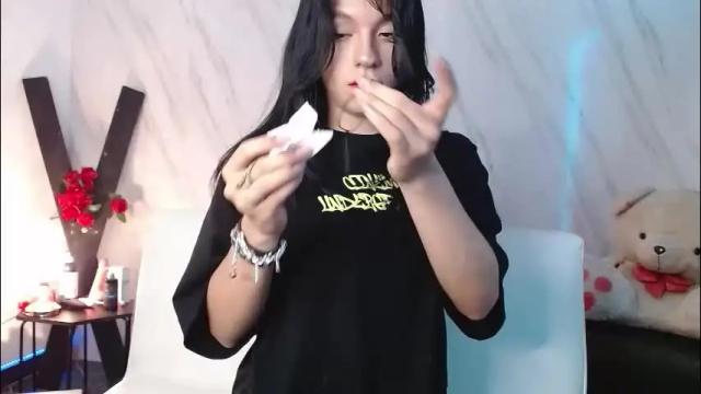 Image 6 of jeimy_garcia Stream on Chaturbate on 28 days ago