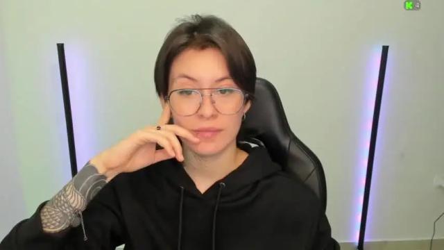 Image 11 of jeins_22 Stream on Chaturbate on 15 months ago