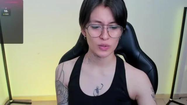 Image 7 of jeins_22 Stream on Chaturbate on 15 months ago