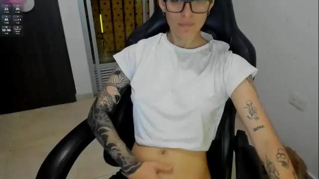 Image 4 of jeins_22 Stream on Chaturbate on 3 months ago