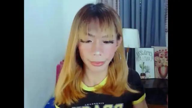 Image 3 of jellow21inchcock Stream on Chaturbate on 15 days ago