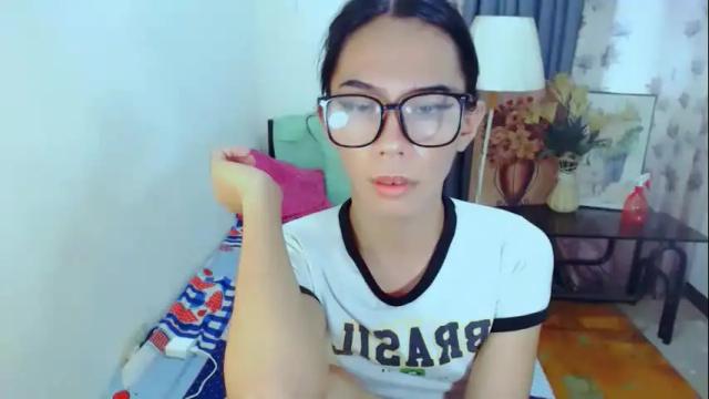 Image 4 of jellow21inchcock Stream on Chaturbate on 18 days ago