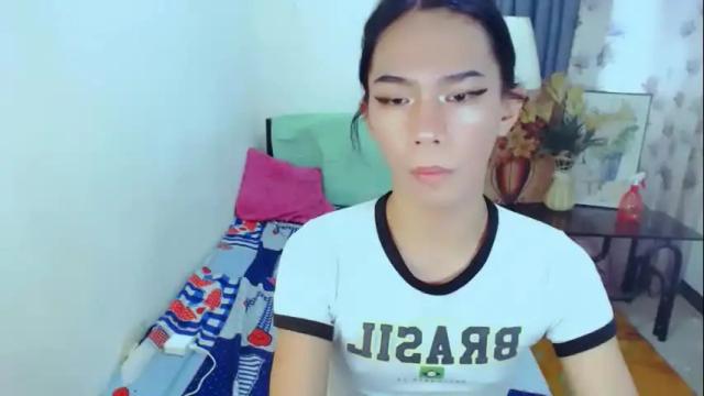 Image 7 of jellow21inchcock Stream on Chaturbate on 18 days ago