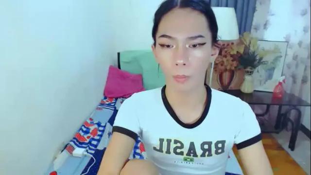 Image 8 of jellow21inchcock Stream on Chaturbate on 18 days ago