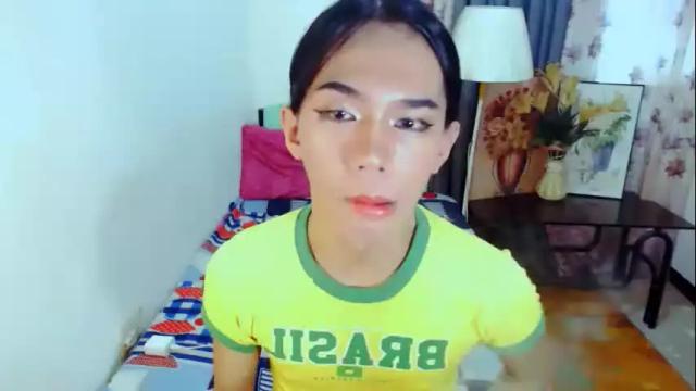 Image 10 of jellow21inchcock Stream on Chaturbate on 12 days ago