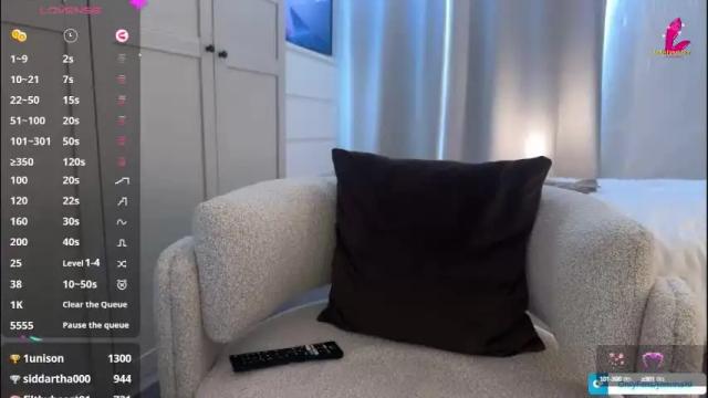 Image 2 of jemma10 Stream on Chaturbate on 4 months ago