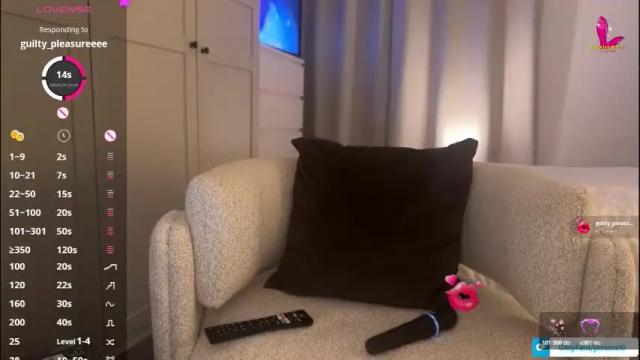 Image 12 of jemma10 Stream on Chaturbate on 1 month ago