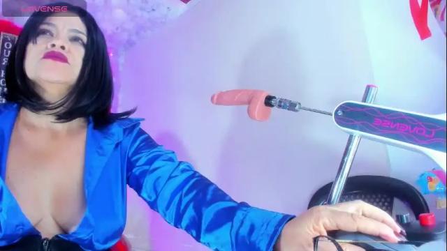 Image 6 of jena_derbo Stream on Chaturbate on 1 month ago