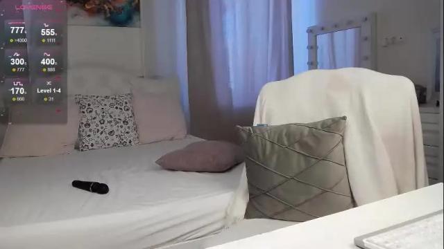 Image 8 of jenaloren Stream on Chaturbate on 2 months ago