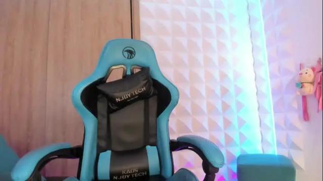 Image 8 of jendralevis Stream on Chaturbate on 5 days ago