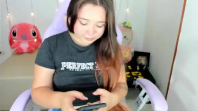 Image 8 of jenelotizz06 Stream on Chaturbate on 8 months ago