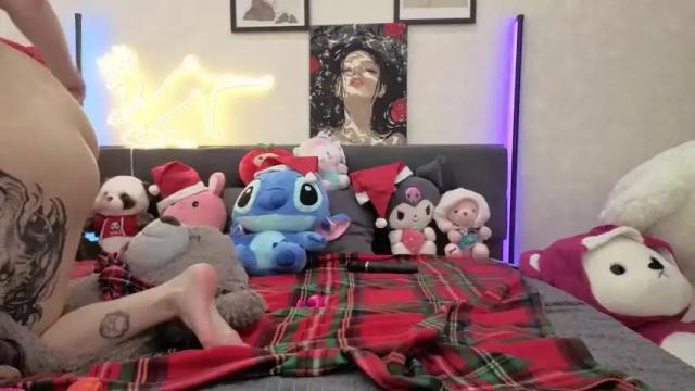 Image 7 of jenie_fire Stream on Chaturbate on 1 month ago