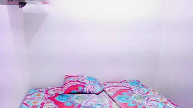 Image 11 of jenifer_blanco Stream on Chaturbate on 16 months ago