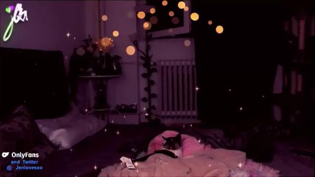 Image 4 of jeniferlovex Stream on Chaturbate on 23 days ago