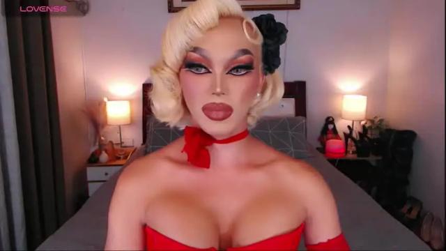 Image 6 of jenifers_body Stream on Chaturbate on 2 months ago
