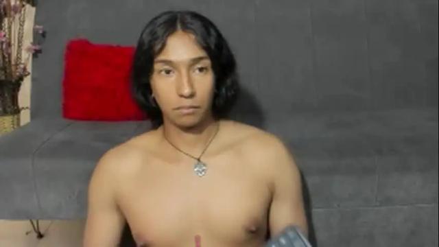 Image 12 of jenkinsthomson Stream on Chaturbate on 7 days ago