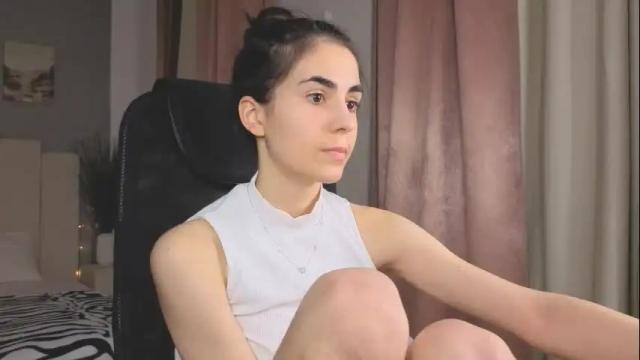 Image 4 of jenna_wilson Stream on Chaturbate on 19 days ago