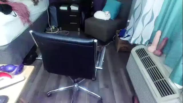 Image 8 of jennacd4life Stream on Chaturbate on 2 months ago