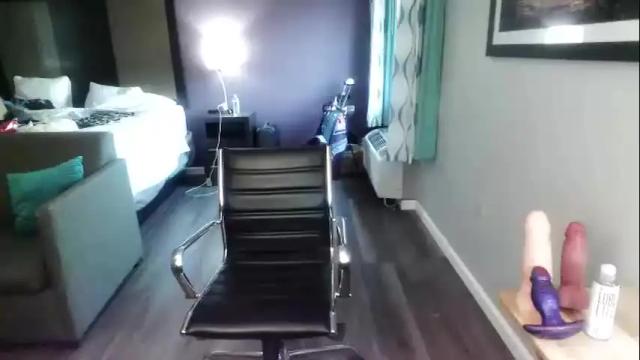 Image 10 of jennacd4life Stream on Chaturbate on 1 month ago