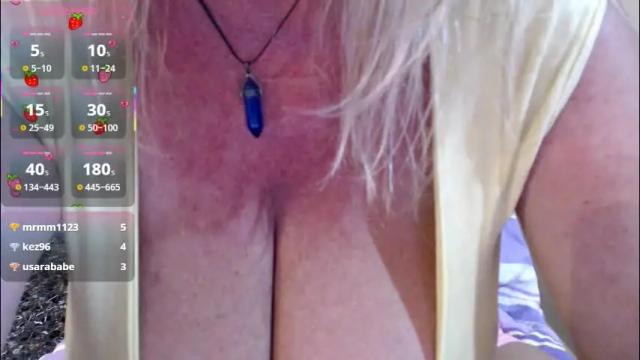 Image 10 of jennadeluxe Stream on Chaturbate on 2 days ago