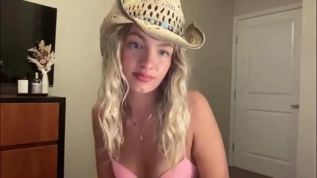 Image 8 of jennas5 Stream on Chaturbate on 5 months ago