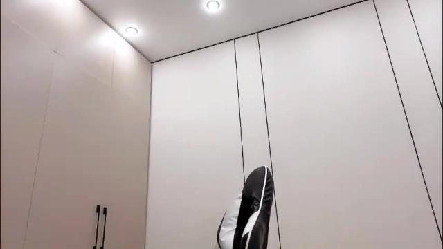 Image 2 of jennatyan Stream on Chaturbate on 29 days ago