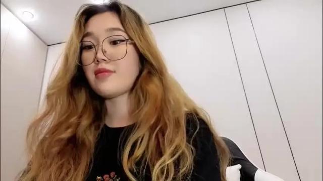 Image 4 of jennatyan Stream on Chaturbate on 24 days ago