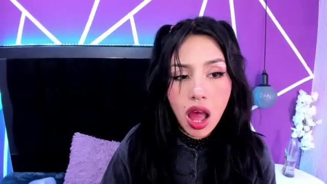 Thumbnail 1, jenner_mills's Stream at Chaturbate, 19 months ago