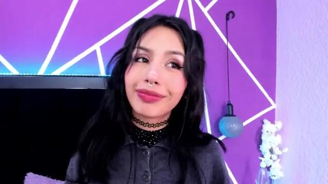 Image 2 of jenner_mills Stream on Chaturbate on 19 months ago