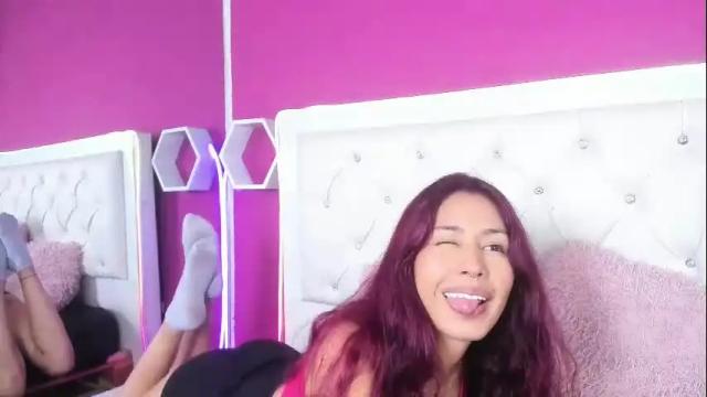 Image 6 of jenner_mills Stream on Chaturbate on 6 months ago