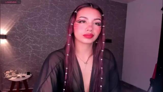 Image 4 of jenner_mills Stream on Chaturbate on 8 days ago