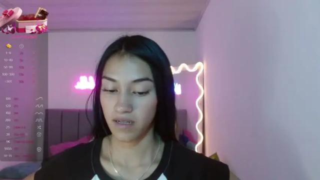 Image 8 of jenner_tay Stream on Chaturbate on 16 months ago