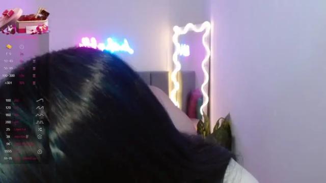Image 2 of jenner_tay Stream on Chaturbate on 16 months ago