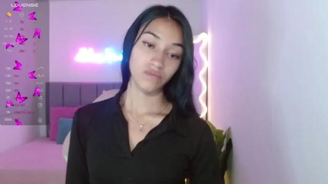 Image 11 of jenner_tay Stream on Chaturbate on 16 months ago