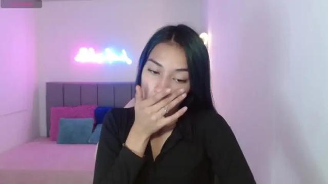 Image 2 of jenner_tay Stream on Chaturbate on 16 months ago