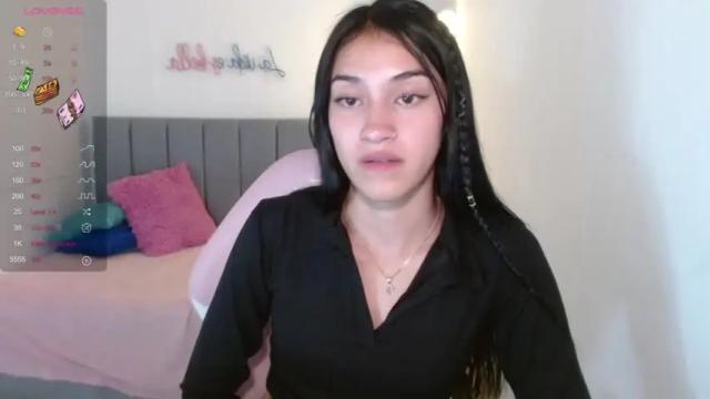 Image 2 of jenner_tay Stream on Chaturbate on 16 months ago