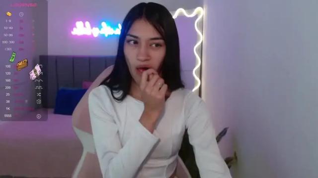 Image 4 of jenner_tay Stream on Chaturbate on 16 months ago