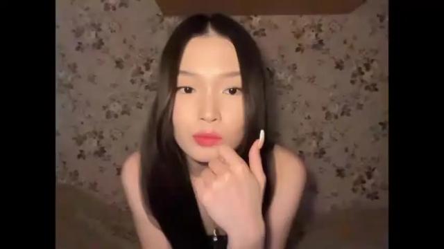 Image 8 of jennie_yung Stream on Chaturbate on 13 months ago
