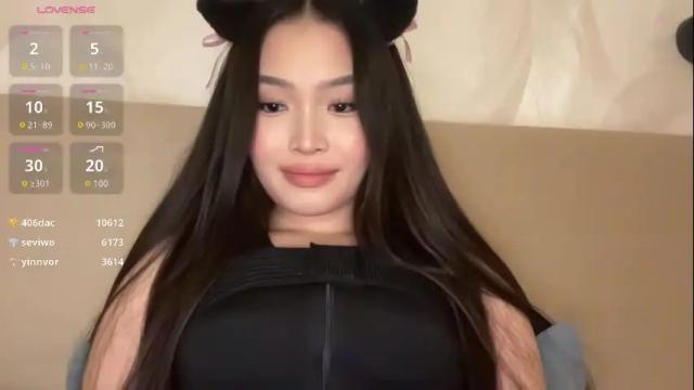 Image 11 of jennie_yung Stream on Chaturbate on 1 day ago