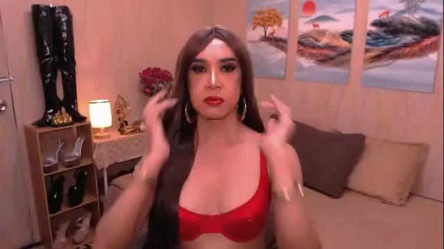 Image 3 of jenniegarcia Stream on Chaturbate on 1 month ago