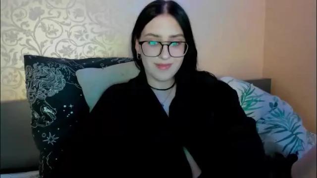 Image 2 of jennifeeeer Stream on Chaturbate on 1 month ago