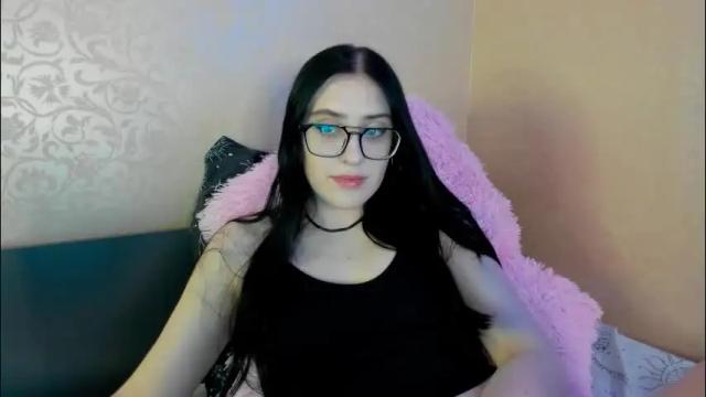 Image 2 of jennifeeeer Stream on Chaturbate on 2 months ago
