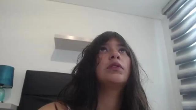 Image 8 of jennifer_lorens Stream on Chaturbate on 16 months ago
