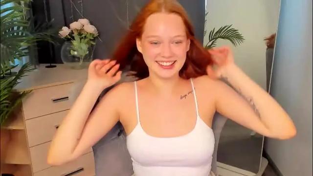 Image 3 of jennifer_shy_ Stream on Chaturbate on 2 months ago