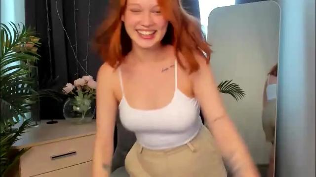 Image 6 of jennifer_shy_ Stream on Chaturbate on 2 months ago