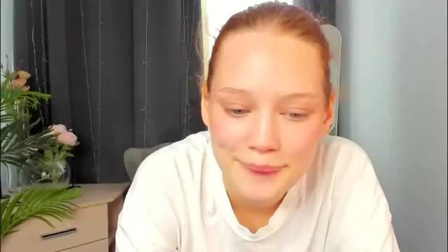 Image 10 of jennifer_shy_ Stream on Chaturbate on 2 months ago